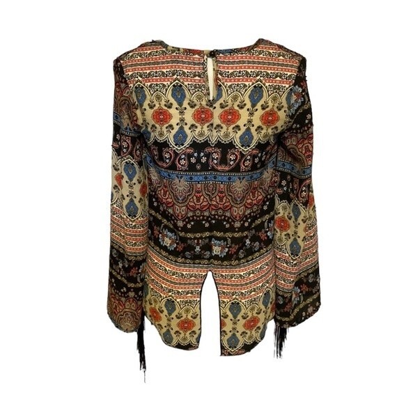 See You Monday women’s paisley print and black fringe sleeved blouse. Boho chic! - Picture 2 of 9